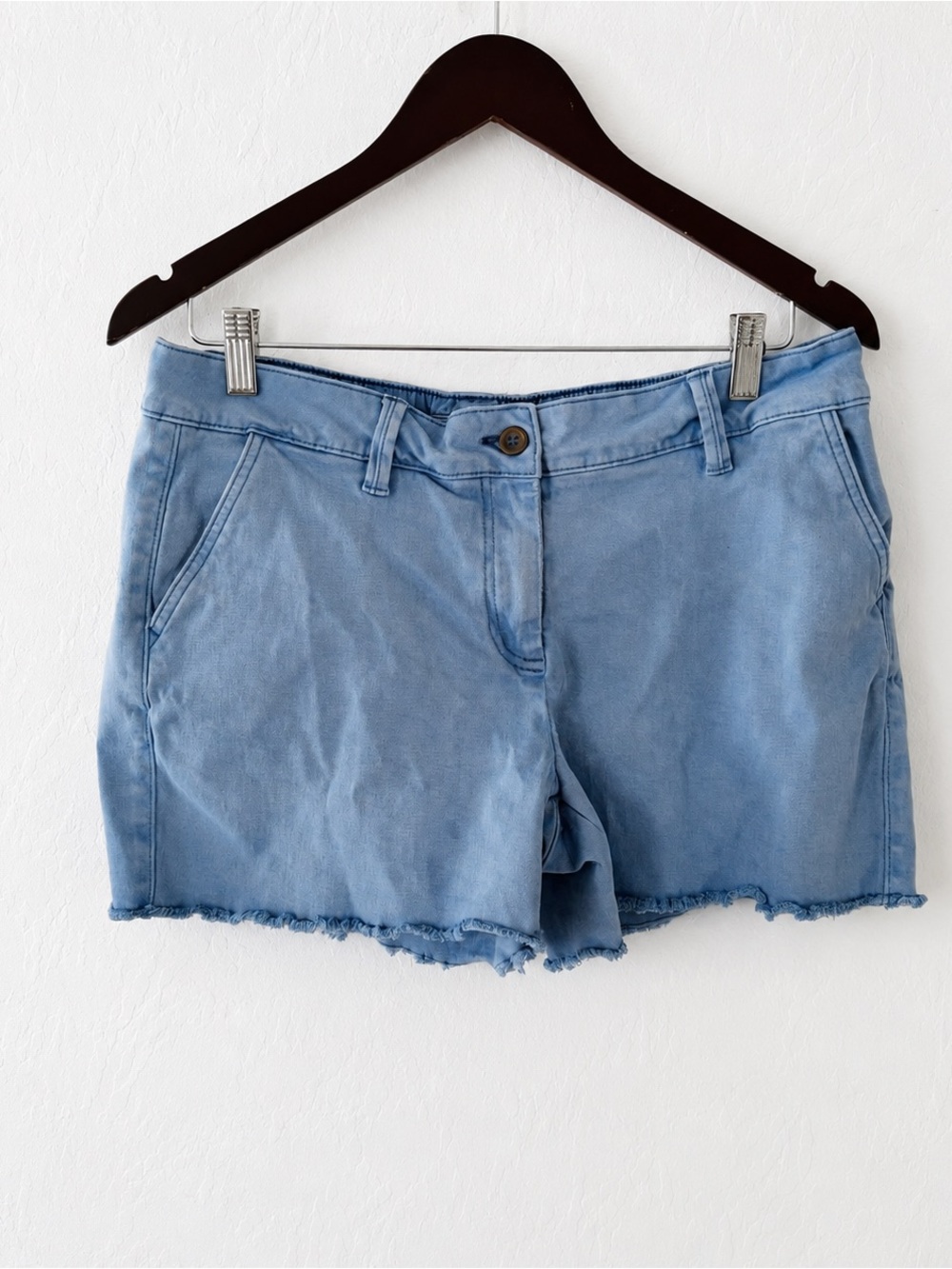 Land ‘n Sea Women’s Frayed Hem Shorts Size 10 Light Blue Stretch Casual Summer